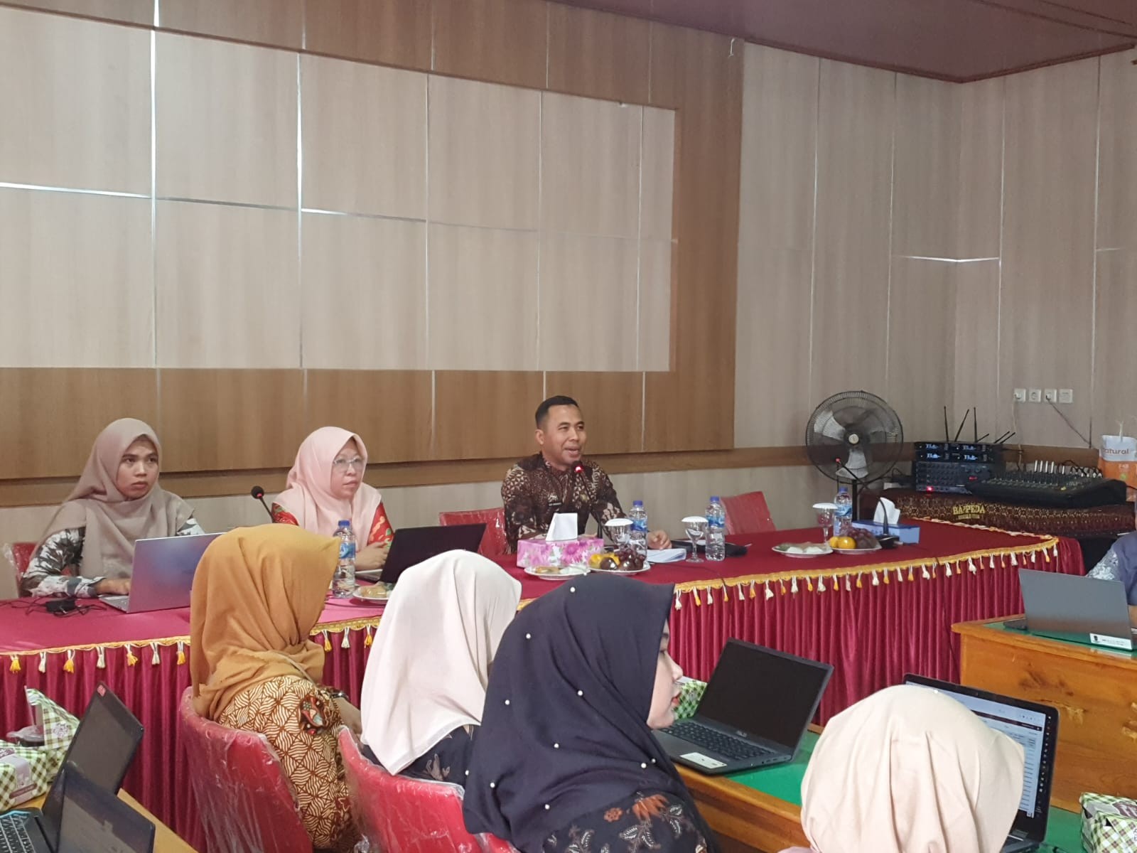 pemkab-bengkulu-utara-gelar-rapat-evaluasi-capaian-renja-triwulan-iii-2024-dengan-e-monev
